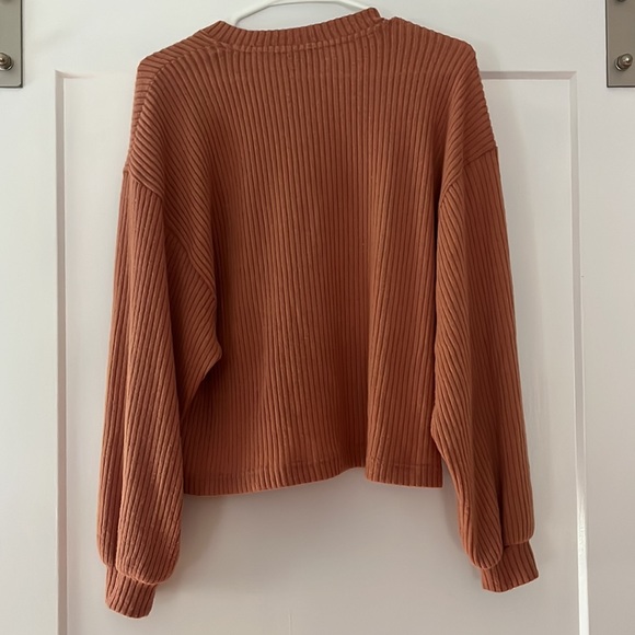 Urban Outfitters button down crewneck sweater - Picture 2 of 2